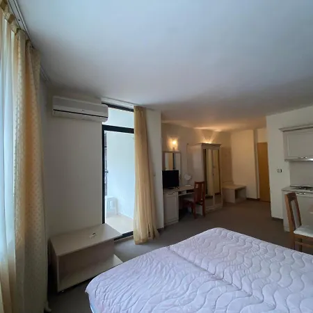 Avalon D202 Private Sunny Апартамент