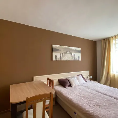 Avalon D202 Private Sunny