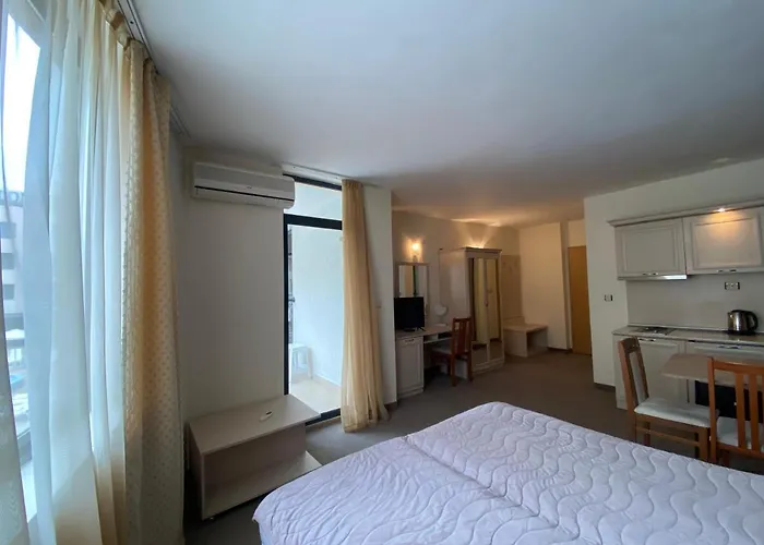 Avalon D202 Private Sunny Апартаменти